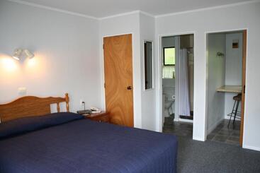 Awatea Park Motel