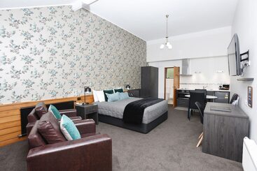 Balmoral Lodge Motel