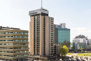 هتل NH Utrecht