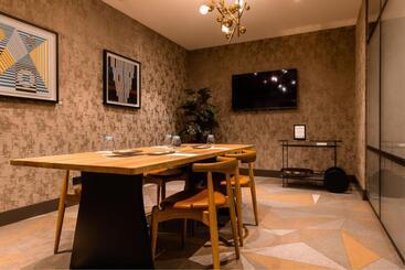 Sheraton Amsterdam Airport Hotel And Conference Center