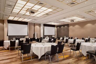 Sheraton Amsterdam Airport Hotel And Conference Center