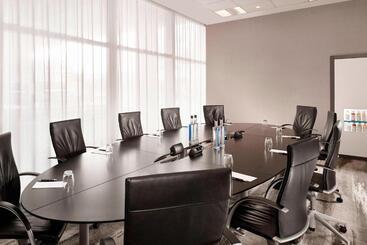 Sheraton Amsterdam Airport Hotel And Conference Center