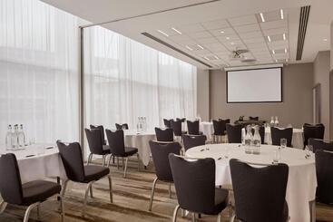Sheraton Amsterdam Airport Hotel And Conference Center