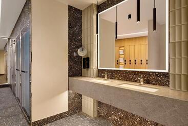 Sheraton Amsterdam Airport Hotel And Conference Center