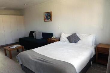 Karaka Tree Motel