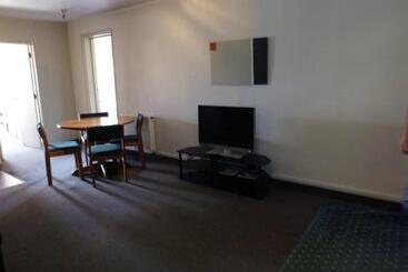 Karaka Tree Motel