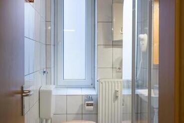Dingdong Koblenz   City Apartments