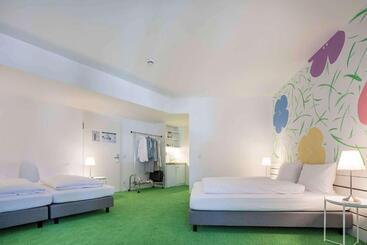 Flowers Hotels