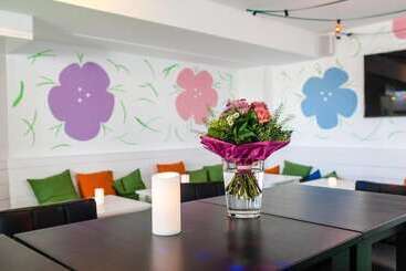 Flowers Hotels