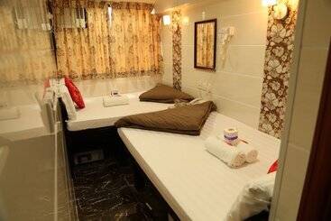 هتل European Hostel