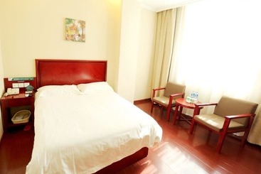 هتل Greentree Inn Anhui Fuyang Taihe South Xiyang Road Business