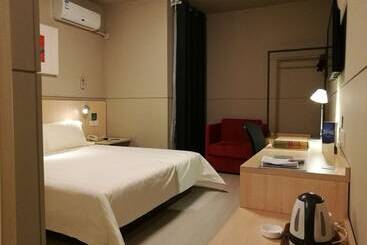 هتل Jinjiang Inn Wafang Dian West Changchun Road