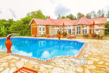 هتل Masailand Safari Lodge