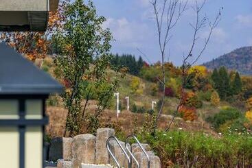 هتل The View Changbai Mountain  Mgallery