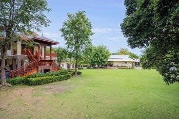 هتل Tontan Resort Chaam