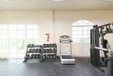 Manam Sohar Hotel Apartments