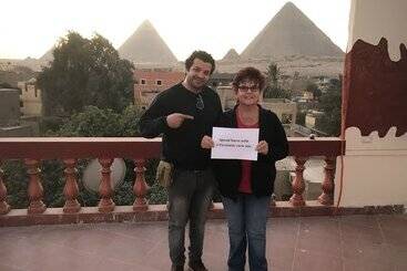 پانسیون 3 Pyramids View Inn