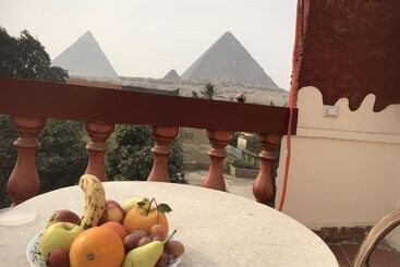 پانسیون 3 Pyramids View Inn