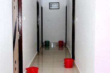 پانسیون Satiya Guest House