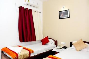 پانسیون Satiya Guest House