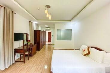 Tan Son Nhat Con Dao Resort