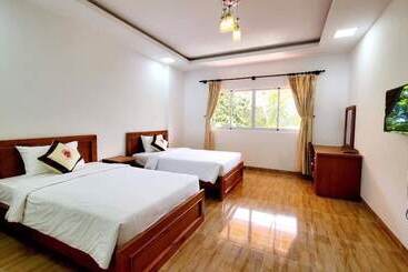 Tan Son Nhat Con Dao Resort