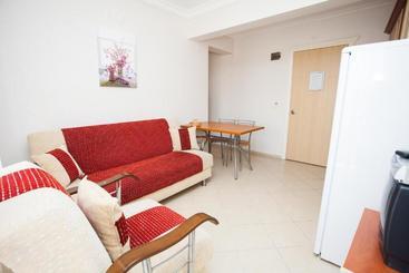 Yalcinkaya Apart