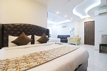 هتل Mayda Prime Near Delhi Airport