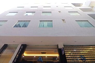 هتل Mayda Prime Near Delhi Airport