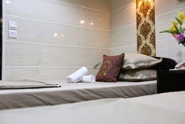 هتل Asia Inn