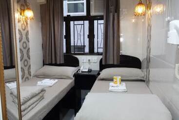 هتل Asia Inn