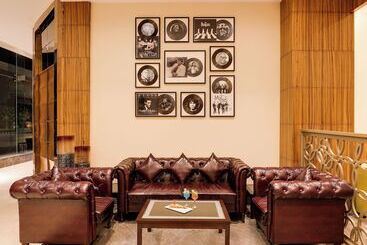 Lemon Tree Hotel, Sector 68, Sohna Road, Gurugram