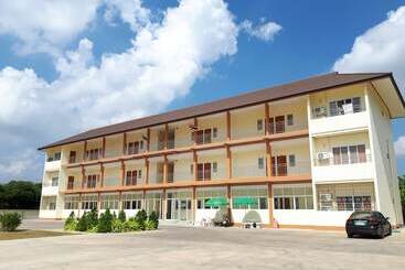 هتل Wattana House
