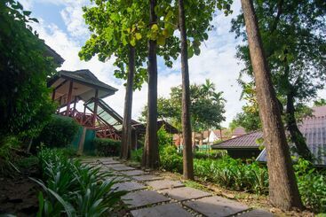 هتل Wattana Village Resort