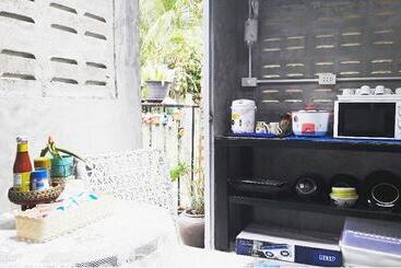 Nisarine Homestay @ Koh Klang   Hostel