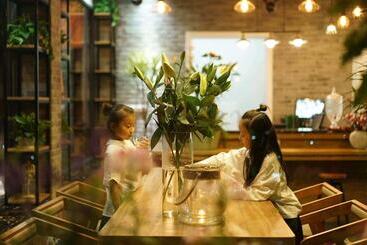 پانسیون Hengdian Chayan Guest House