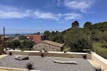 Armeno Resort