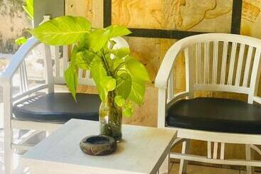 تختخواب و صبحانه Tarci Bungalows Lembongan