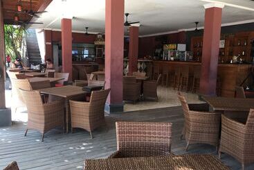 تختخواب و صبحانه Tarci Bungalows Lembongan