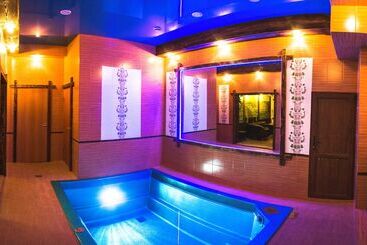 مسافرخانه Spa Hotel Laguna Tyumen