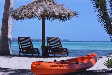 هتل Coconut Beach Resort