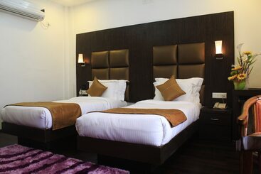 هتل Mannat Resorts
