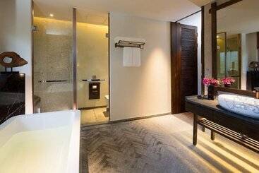 هتل Sun Forest Resort