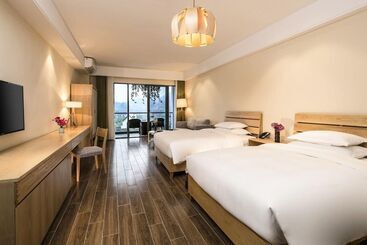 هتل Sun Forest Resort