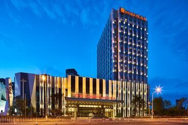 Otel Wanda Realm Qiqihar