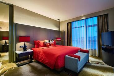 هتل Wanda Realm Qiqihar