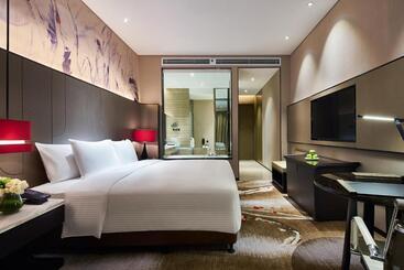 هتل Wanda Realm Qiqihar