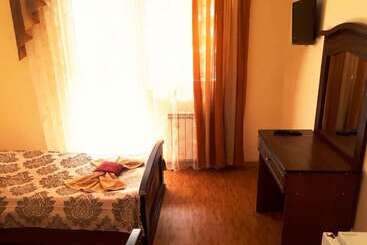 پانسیون Oganes Guesthouse