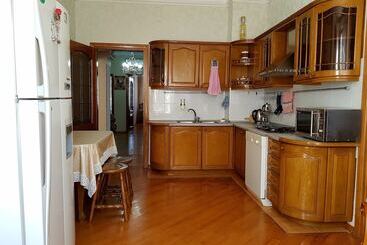 Umair Guest House