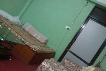 تختخواب و صبحانه Changu Newa Homestay
